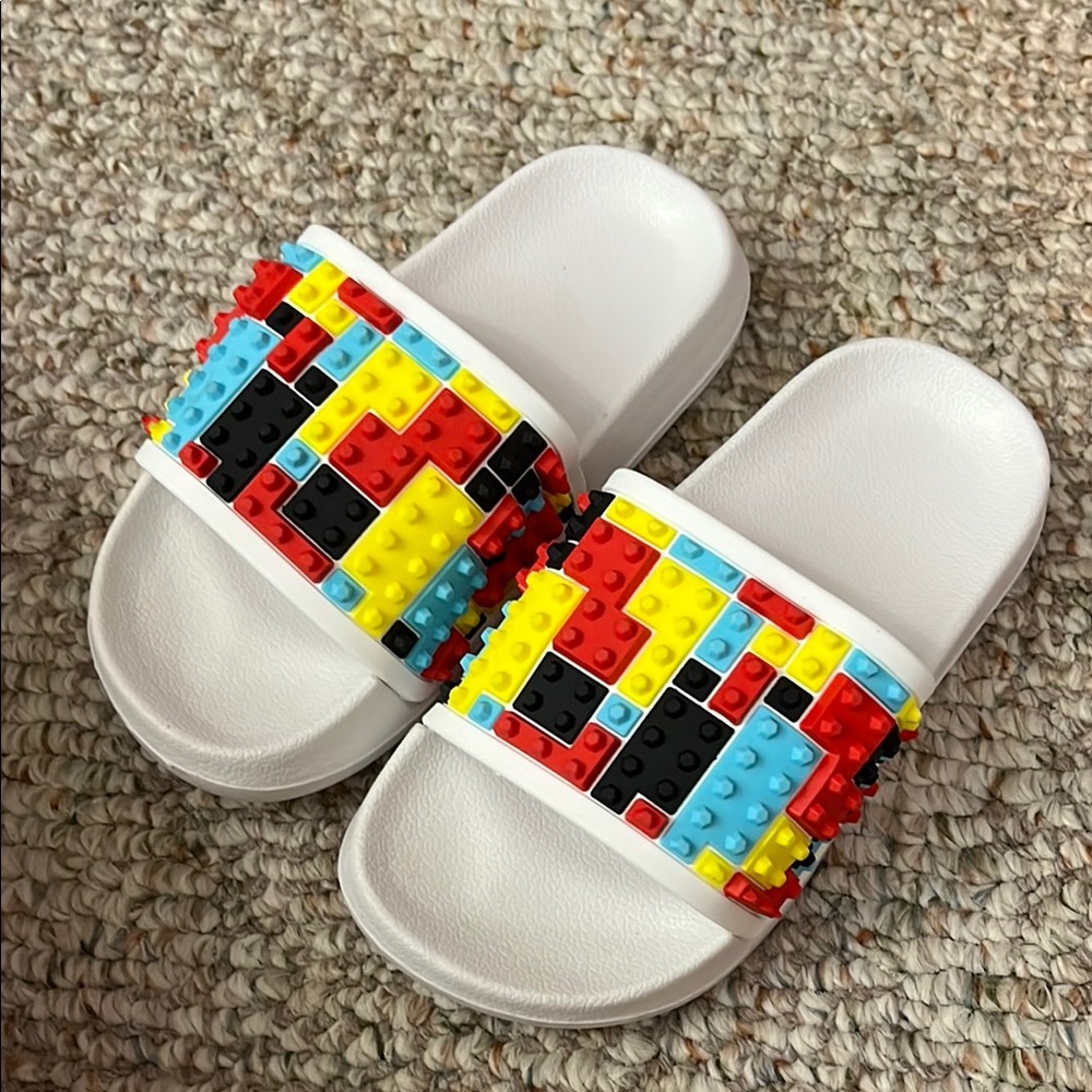 *Colorful Lego Kids Slide Sandals